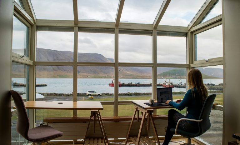 Remote Tech Careers: How to Work from Anywhere with a CIAT Degree