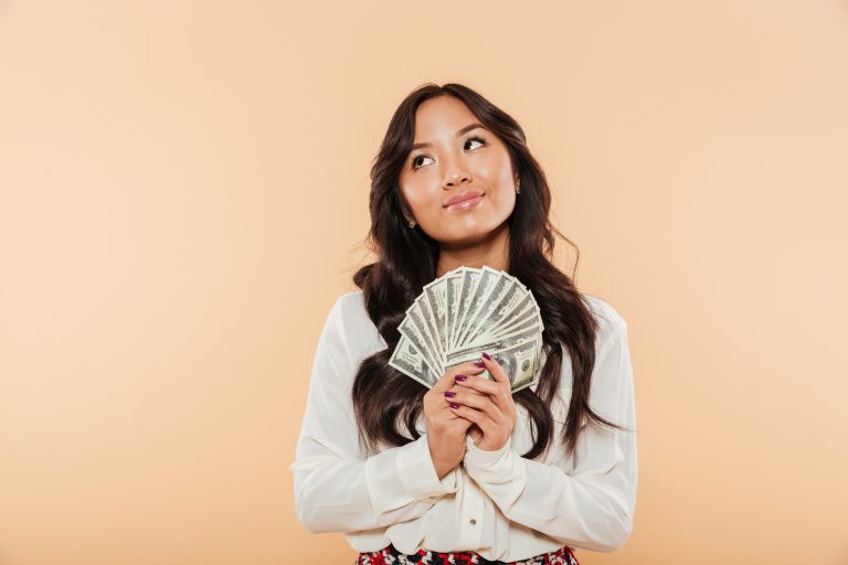 How to Negotiate Your First Salary: A Complete Guide for New Professionals