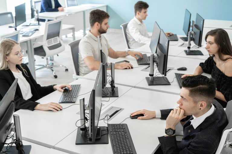 How to Become an IT Support Specialist