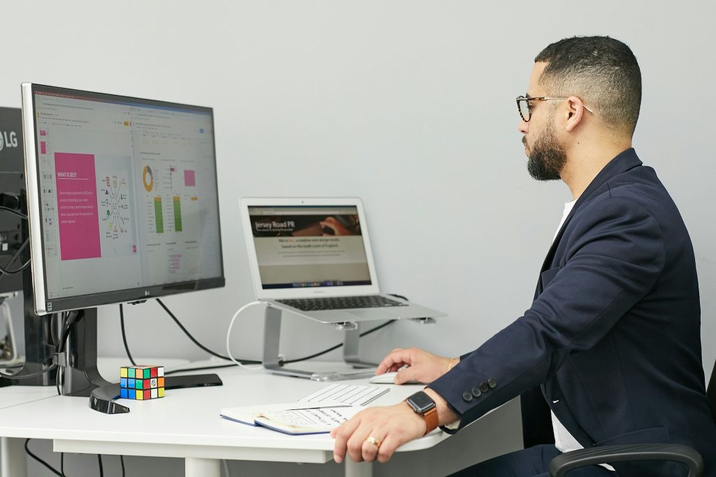 How to Become a Data Analyst (Even With No Experience)